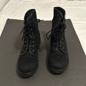 ROCK&CANDY ANKLE BOOTS BY ZIGGY HURLEY BLKSD SIZE 11. SUEDE